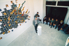Jochen Lingnau eröffnet die Ausstellung grains + pixels, bildo Studio 1, 1992. 