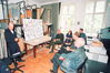 Diplompräsentation Nicolas Hannecke (links), bildo Akademie, Heesestraße 10, 1998. V.h.n.v.: Thomas Kemnitz, Julia Horstmann , Sebastian Mayer, Anna E. Heine, Thomas Born, Jochen Lingnau 
