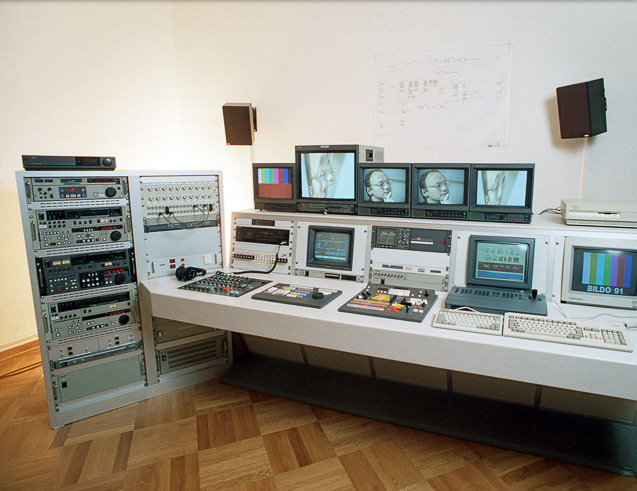 Galerie Bild 18 — bildo Betacam SP Schnittstudio, Schloßstraße 26, 1992