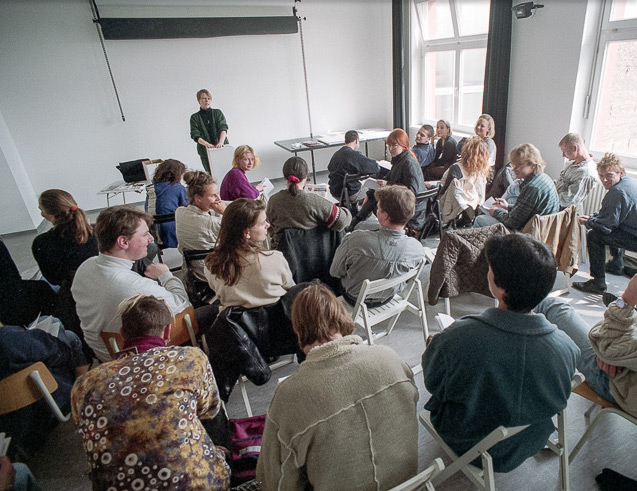 Galerie Bild 5 — Semesterabschlussveranstaltung mit Anna Elisa Heine, 1996   
